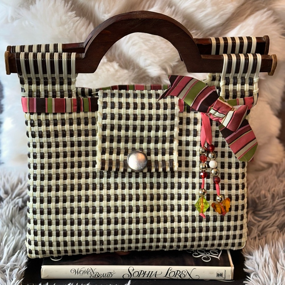 Woven plastic Handbag